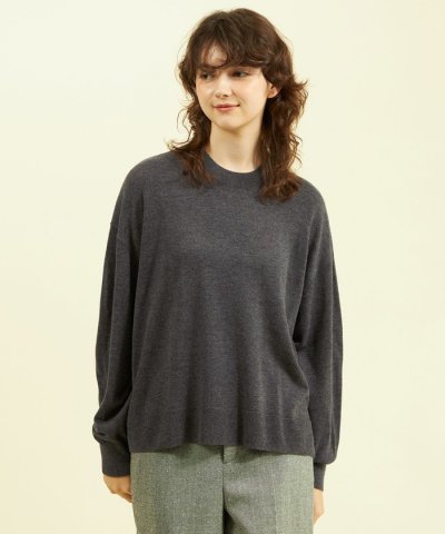 【WEB&一部店舗限定】ワイドシルエットクルーネックニット