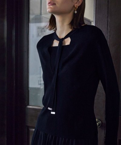 レーヨンナイロン ボウタイニットプルオーバー