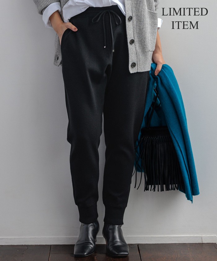 23区 ニジュウサンク パンツスーツ　セットアップ　ストレッチ　Lサイズ　40 23区 /ニジュウサンク パンツスーツセットアップストレッチLサイズ40