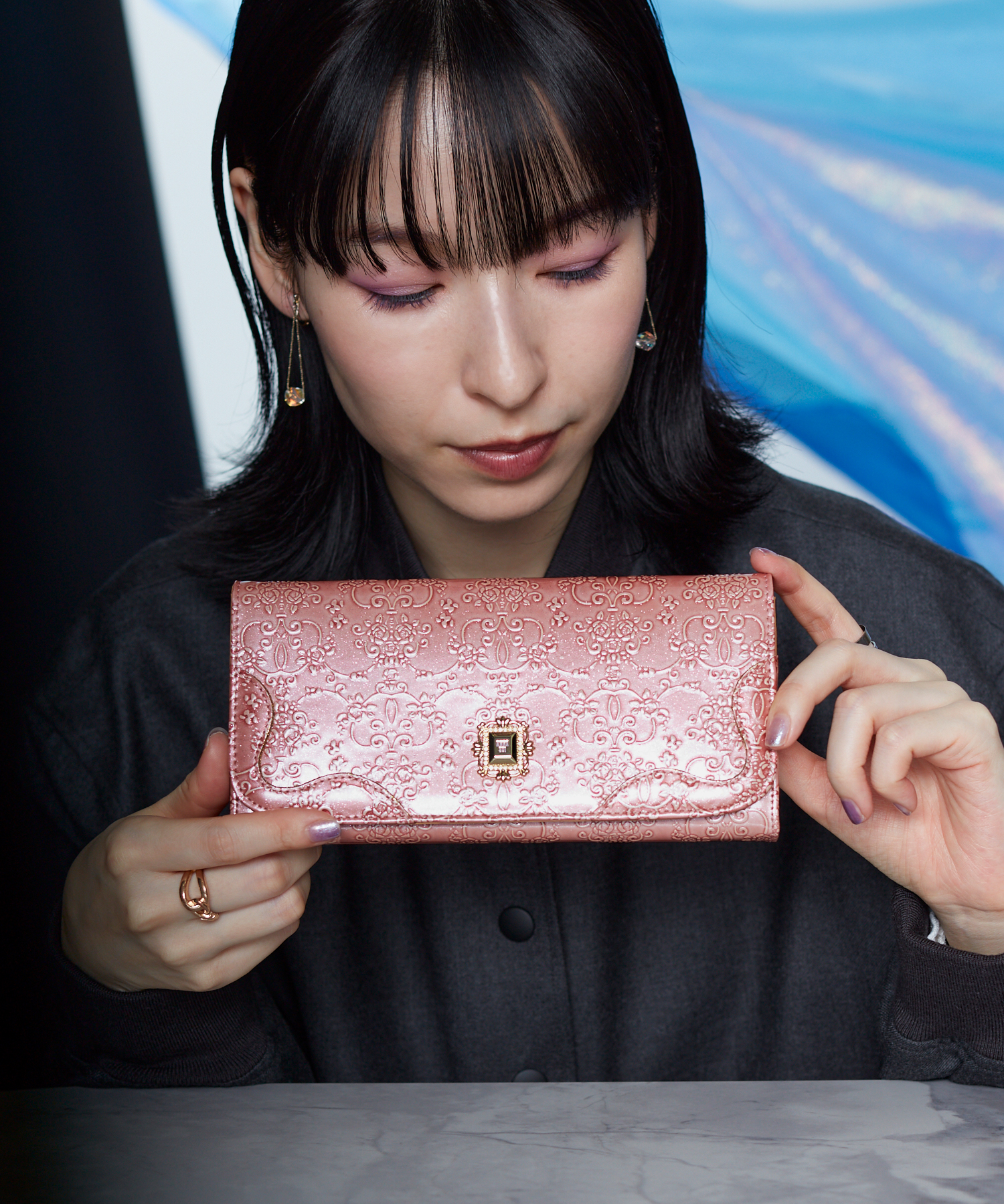 特価商品  ルーミー 口金フラップ長財布(507038917)｜阪急百貨店公式通販 小物
