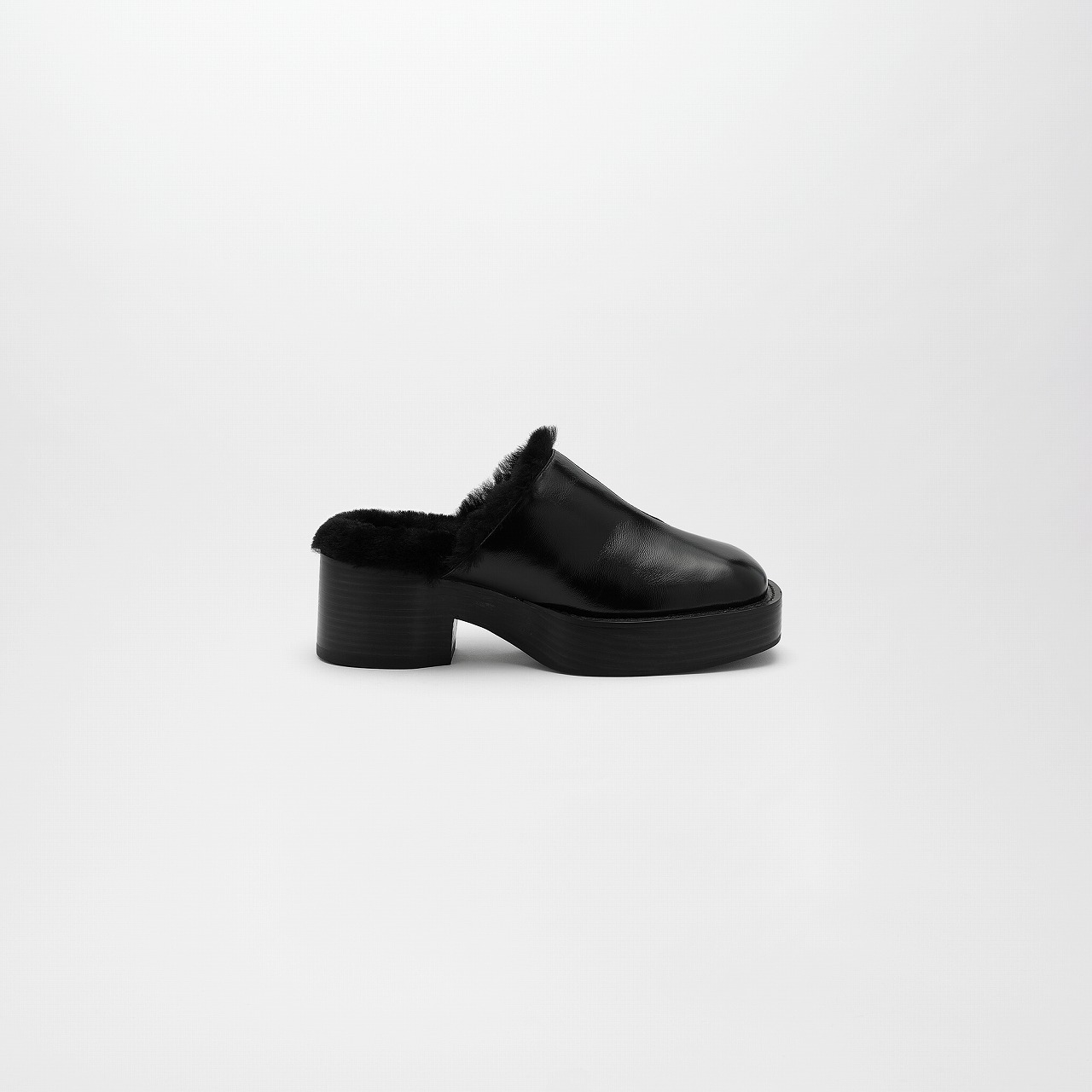 靴 VIVLOS LEATHER MULES black 38 VIVLOS LEATHER MULES(507088468)｜阪急百貨店公式通販サイト