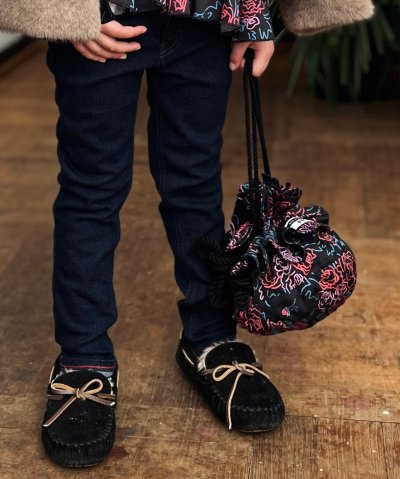 フィス FITH ELEYKISHIMOTOandFITHFloralPoche