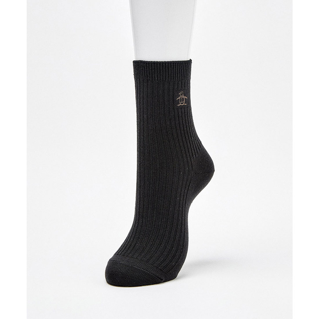 Munsingwear(ings) マンシングウェア Munsingwear クルー丈 ワンポイントソックス【返品不 ブラック 22-24 Munsingwear(ings) マンシングウェア Munsingwear クルー丈 ワンポイントソックス【返品不 ブラック 22-24
