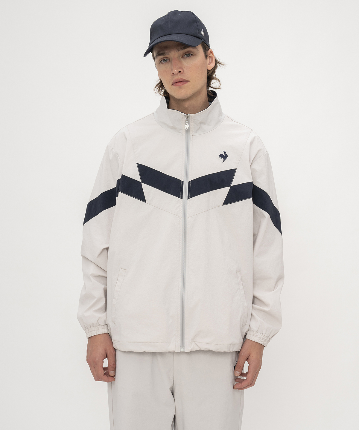 lecoqsportif(ings) ルコックスポルティフ le coq sportif ナイロンクロスジャケット グレー M lecoqsportif(ings) ルコックスポルティフ le coq sportif ナイロンクロスジャケット グレー M