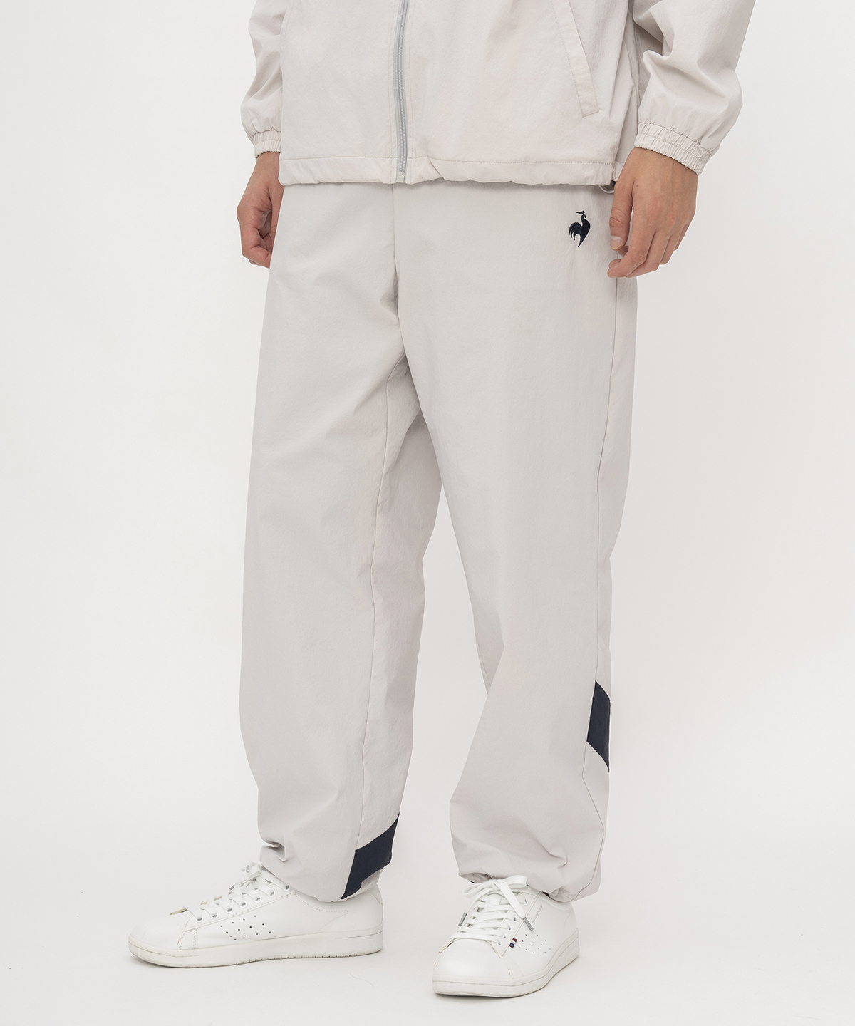lecoqsportif(ings) ルコックスポルティフ le coq sportif ナイロンクロスロングパンツ グレー S lecoqsportif(ings) ルコックスポルティフ le coq sportif ナイロンクロスロングパンツ グレー S