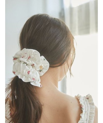 いちご柄フリルシュシュ