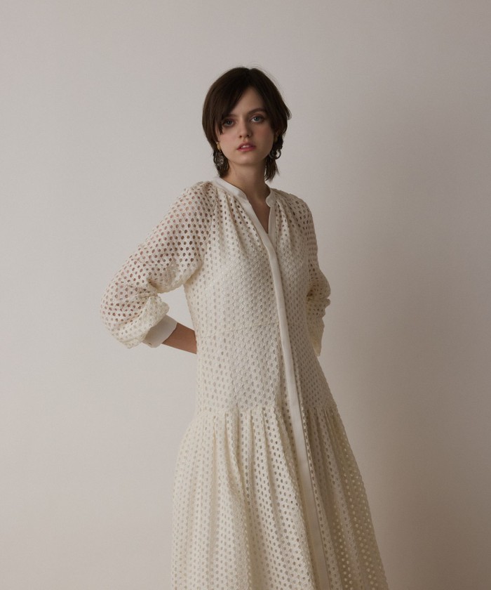 GRACECONTINENTAL メッシュレースカフタンワンピース ホワイト 36 GRACECONTINENTAL メッシュレースカフタンワンピース ホワイト 36