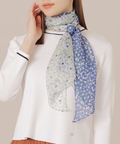 ドット剣先スカーフ