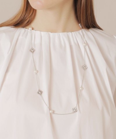 ビジューフラワーパールステーションネックレス