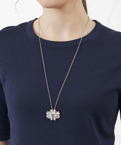 メダリオンネックレス