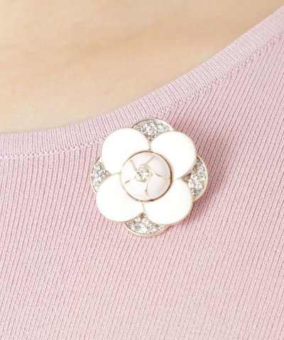 カメリアブローチ