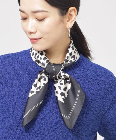 シルクスカーフ