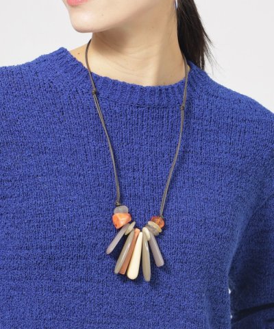 アクリルネックレス