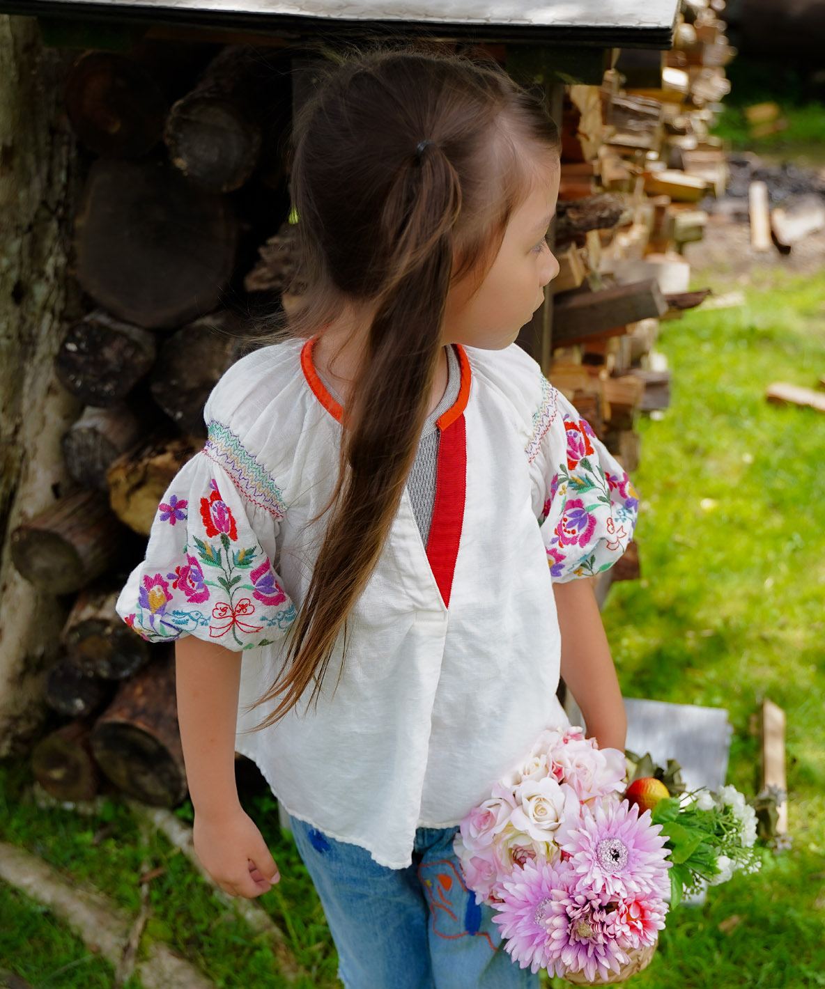 GOTOHOLLYWOOD ゴートゥーハリウッド GO TO HOLLYWOOD Floral Embroi ホワイト 130 GOTOHOLLYWOOD ゴートゥーハリウッド GO TO HOLLYWOOD Floral Embroi ホワイト 130