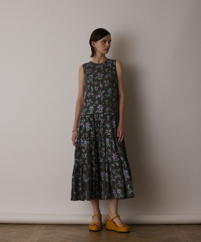 GRACECONTINENTAL ティアードロングワンピース カーキ 36 GRACECONTINENTAL ティアードロングワンピース カーキ 36