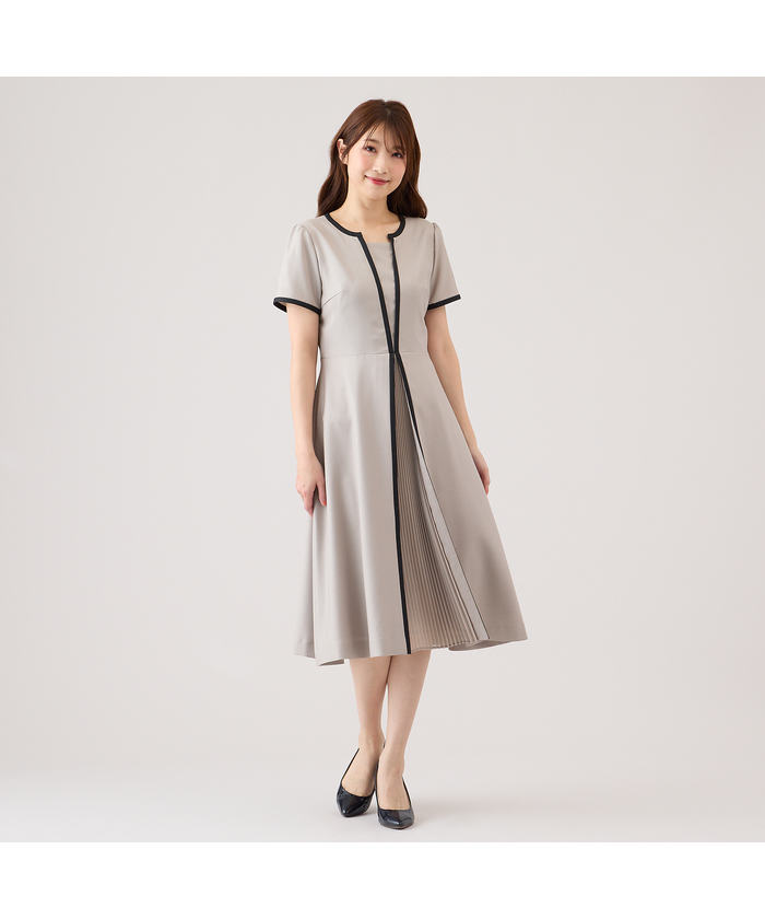 Rose Tiara ピンク色膝丈ワンピース　XL相当 セール】 ミラクルウエーブワンピース （ミニ丈・ひざ丈
