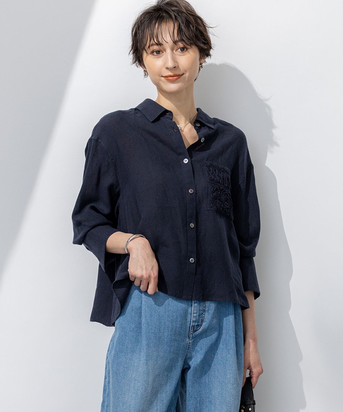 【洗える】LIBECO クロップド シャツ 23区 【洗える】LIBECO クロップド シャツ （ホワイト） -ファッション