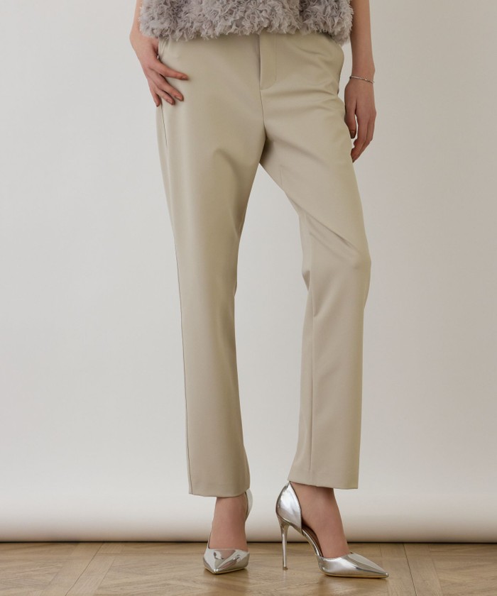 GRACECONTINENTAL ストレッチテーパードパンツ ベージュ 36 GRACECONTINENTAL ストレッチテーパードパンツ ベージュ 36