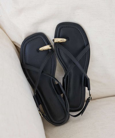 【販売店舗限定】ニュアンスリング ストラップサンダル