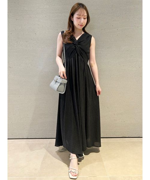 ツイストデザインノースリワンピース(508221481)｜阪急百貨店