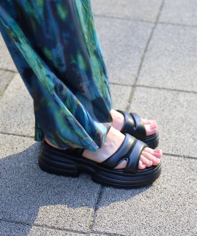 【販売店舗限定】パフィクッションサンダル