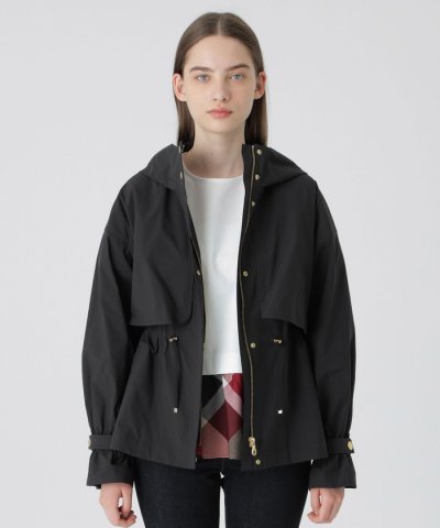 【一部店舗限定】マウンテンパーカー