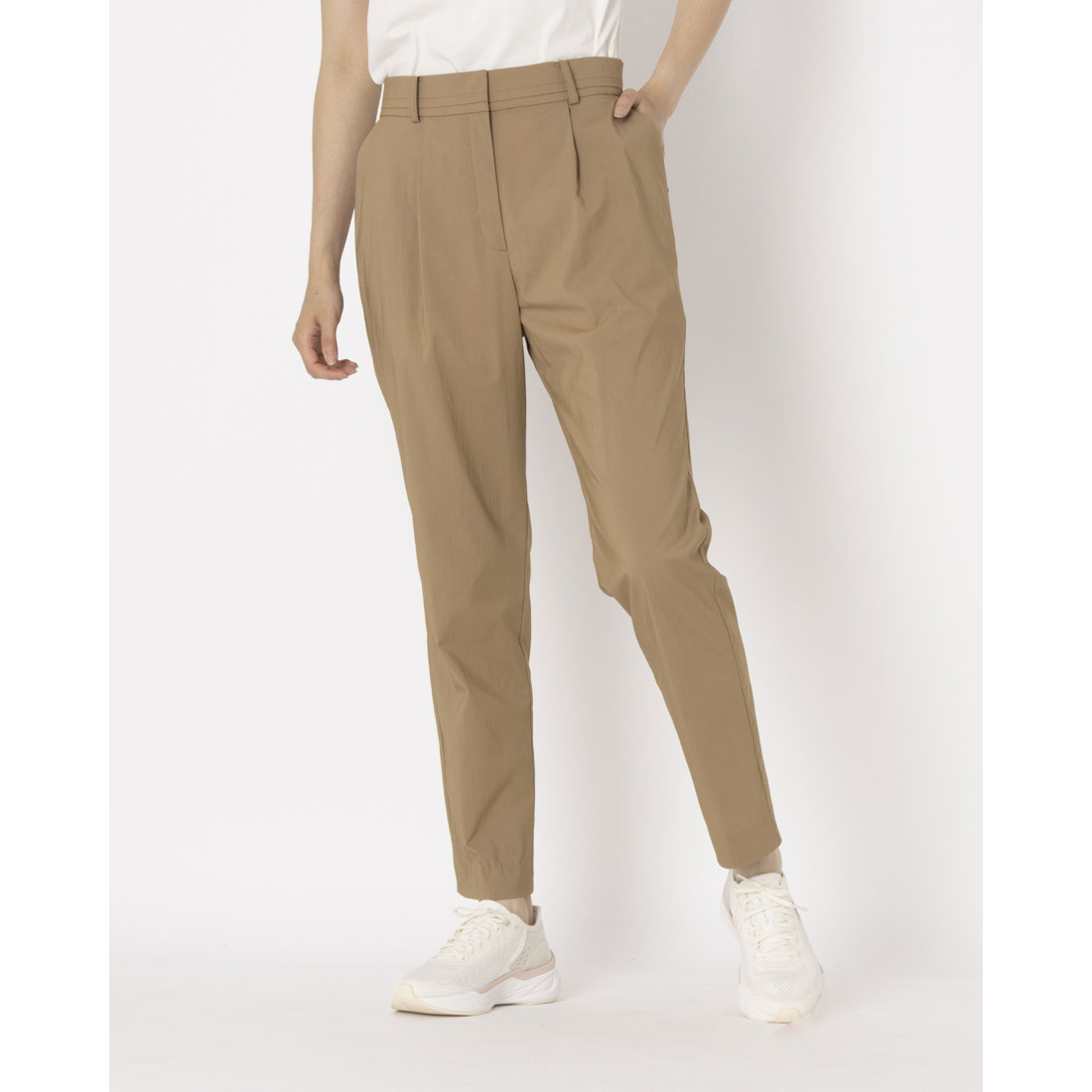 LANVINSPORT ランバン スポール LANVIN SPORT テーパード9分丈パンツ【ストレッチ ベージュ 36 LANVINSPORT ランバン スポール LANVIN SPORT テーパード9分丈パンツ【ストレッチ ベージュ 36