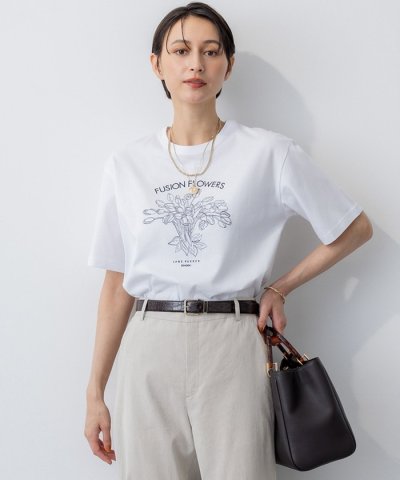 【洗える】JANE PACKERコラボ フラワー刺繍 Tシャツ
