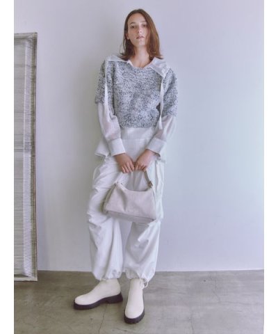 タックフォルムカーゴパンツ