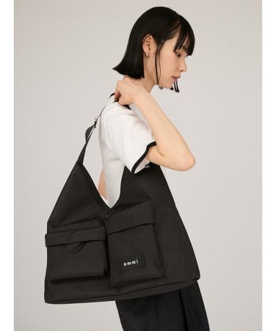 トライアングルショルダーバッグ