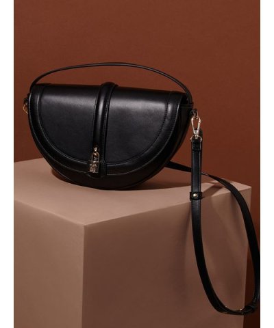 ハーフムーンバッグ