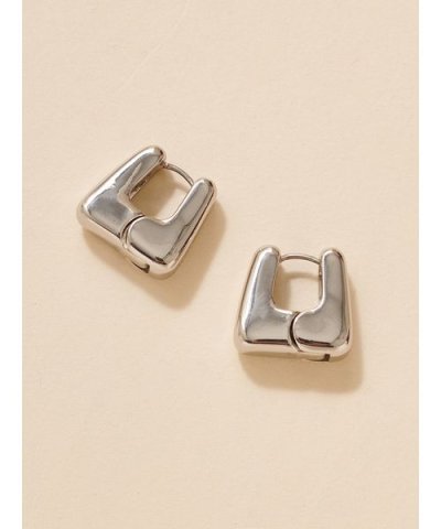 プランプメタルピアス