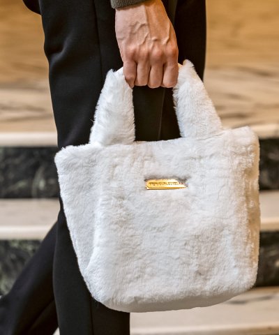 ウノ ピゥ ウノ ウグァーレ トレ リラックス 1PIU1UGUALE3 REL