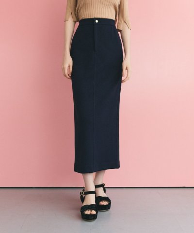 トリアセペンシルラインスカート