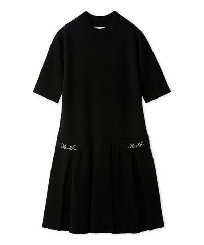 プリーツニットワンピース