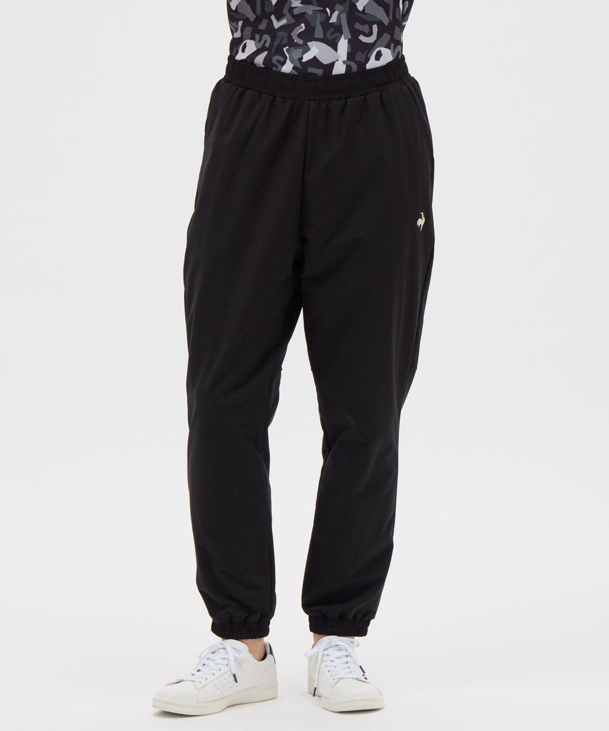 新品　ルコックスポルティフ　保温 裏起毛 M ホワイト　パンツ　タグ付き ルコックスポルティフ le coq sportif 裏起毛ウィンドブレーカー