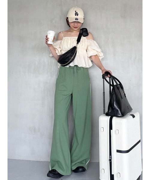 2025新作 人気完売品SNIDEL グリーン パンツ グリーン系｜パンツ｜SNIDEL(スナイデル)｜阪急百貨店公式通販