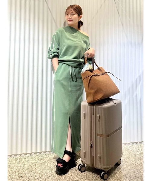 WEB限定カラーあり】UVカットワンショルスウェットプルオーバー