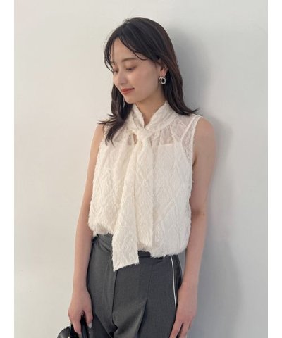 ノースリボウタイブラウス