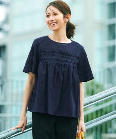 【WEB&一部店舗限定】コットンローン ピンタック フレア ブラウス