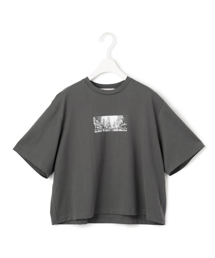 emis ロゴ入り クロップドTシャツ エミ emmi emmi×PlaX(TM) emmiロゴクロップドTシャツ レディース