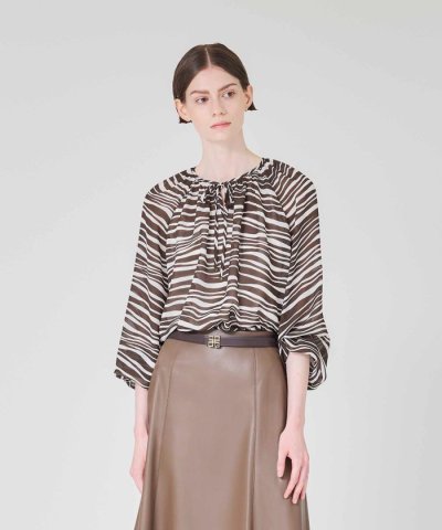 【ウォッシャブル】ストライプアニマル　ブラウス