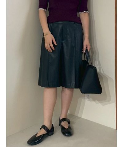 フェイクレザーセンタープレスハーフイージーパンツ