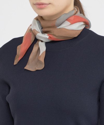 【ウォッシャブル】ジオメシルクストール