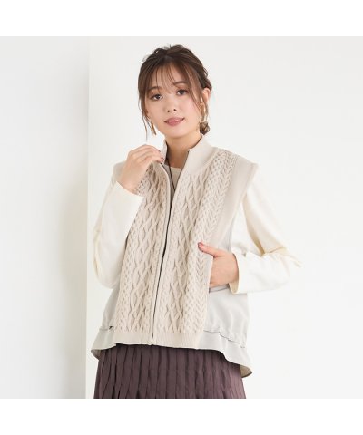 ニット×タフタ・ドッキングハイネックジレ