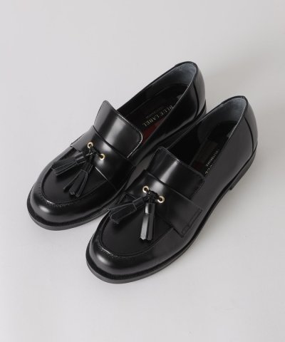 タッセルローファー