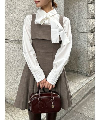 ボウタイシャツ