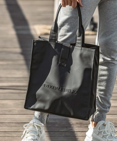 ウノ ピゥ ウノ ウグァーレ トレ リラックス 1PIU1UGUALE3 REL