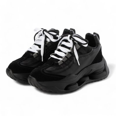 ユウコイマニシプラス yuko imanishi+ スニーカー