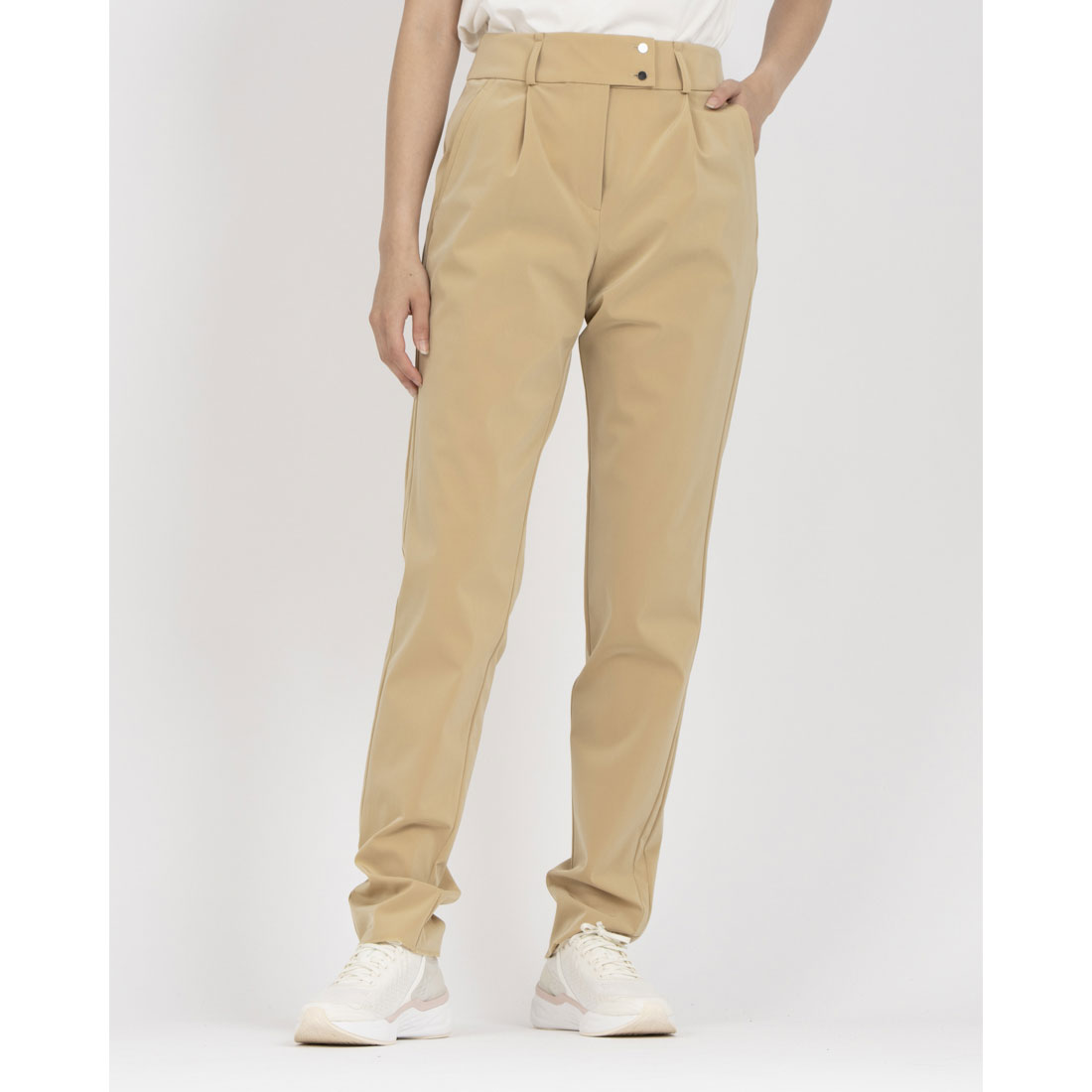 LANVINSPORT ランバン スポール LANVIN SPORT テーパードパンツ【2WAYストレッ ベージュ 44 LANVINSPORT ランバン スポール LANVIN SPORT テーパードパンツ【2WAYストレッ ベージュ 44
